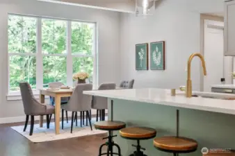 Plenty of places to sit and dine.