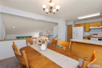 Dining Room looking to Kitchen