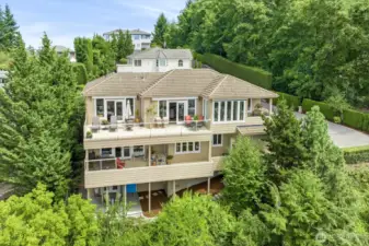 2 expansive view decks to take in the amazing views
