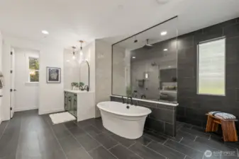 Primary 5 piece bathroom