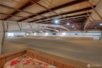 Overhead view of the 220 X100 indoor arena