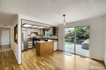 Rear yard access from dining