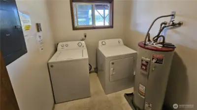 Common Area Laundry Room