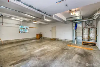 3 car garage