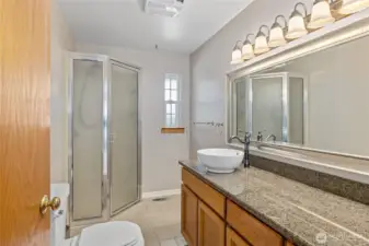 Hallway / Guest bath near the additional 2 bedrooms