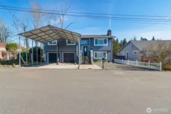 Carport and lift will be removed prior to sale