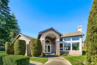 Cabana provides space for gatherings and relaxation.