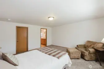 Primary with large walk-in closet and full 5 piece ensuite bathroom.