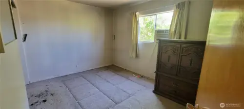 Bedroom - Main