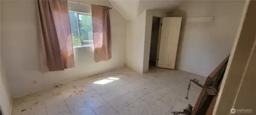 Bedroom- upstairs