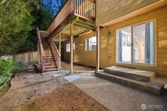 Low maintenance yard, new fence in 2023. Private feel.