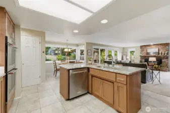 Center island and double oven