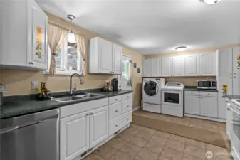 Enjoying the backyard view is certain to make doing dishes easier, right?