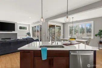 With this open-concept kitchen, the conversations never stop flowing.