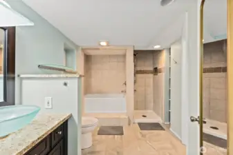 4 Piece Ensuite Bathroom