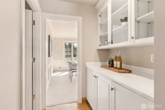 Butlers Pantry to Formal Dining Room