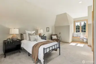 Upstairs Bedroom 3