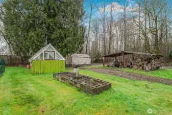 Hothouse anyone? This will bring out the 'inter-master gardener' in you.