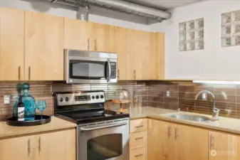 Counter space and Cabinets of plenty!