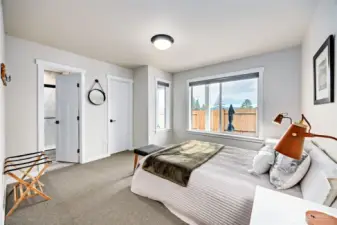 Lower level bed w/bath