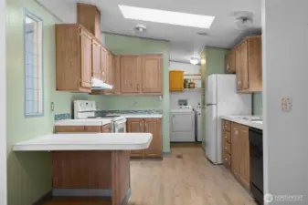 Efficient & cheerful kitchen space.