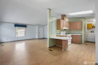 Laminate flooring- forced air heating. All Appliances stay!