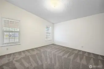 Second bedroom.
