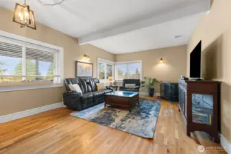 So much room here for all your furniture. Triple pane port package windows allow light and territorial views in.