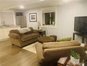 Picture of rental unit unoccupied.