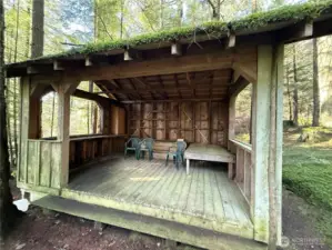 Shelter with space for picnicking, gathering and napping