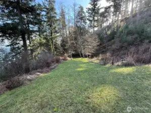 Open grassy path to the community beach
