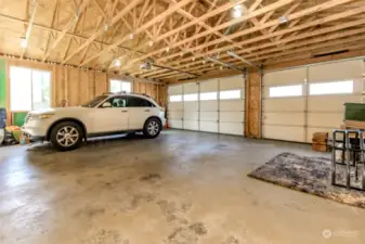 4 car detached garage