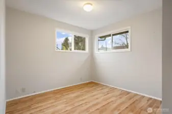 Second upstairs bedroom