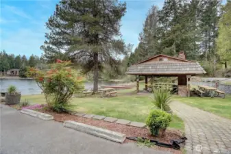 Community Beach & Lake Access