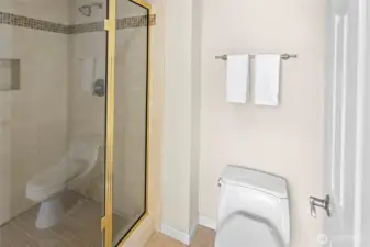 Jack n' Jill Water Closet
