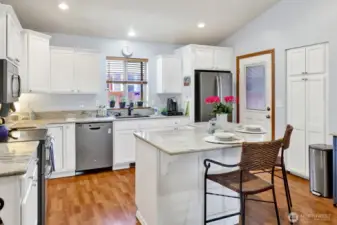You'll love the updated appliance package!