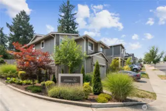 Located in desirable Breimer Bluff, a neighborhood of vibrant greenery, wide streets, a neighborhood playground and near walking trails & local parks.