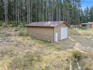 Exterior, oversized shop with dedicated power and built-in private office.