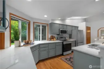 QUARTZ TOPS
