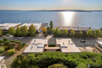 180 Degree Views from every room!