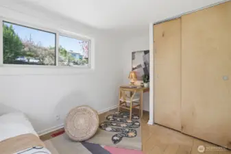 The nook and closet in the second bedroom.