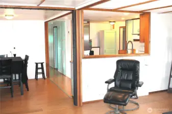 -- open kitchen --