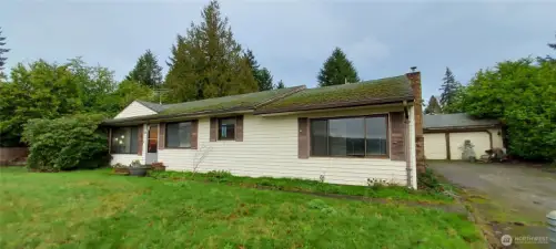 2004 NW Myhre Rd house