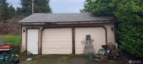 Two and a half garage