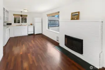 Electric fireplace