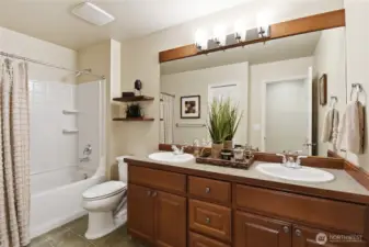 Guest Suite Bathroom