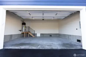 Vaulted 2 car garage