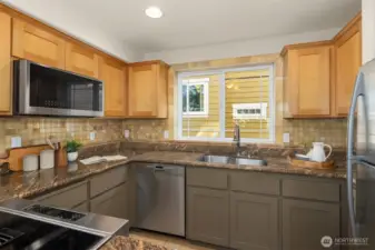 Glass top range, Bosch dishwasher and built in microwave all upgraded in the last 3 years.