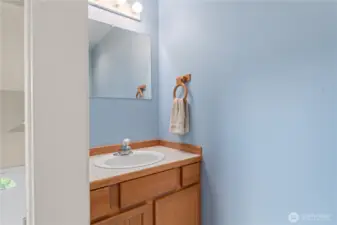 Upper level half bath in 863