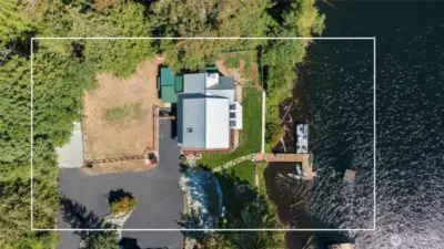 Approximate property lines. Buyer to verify.
